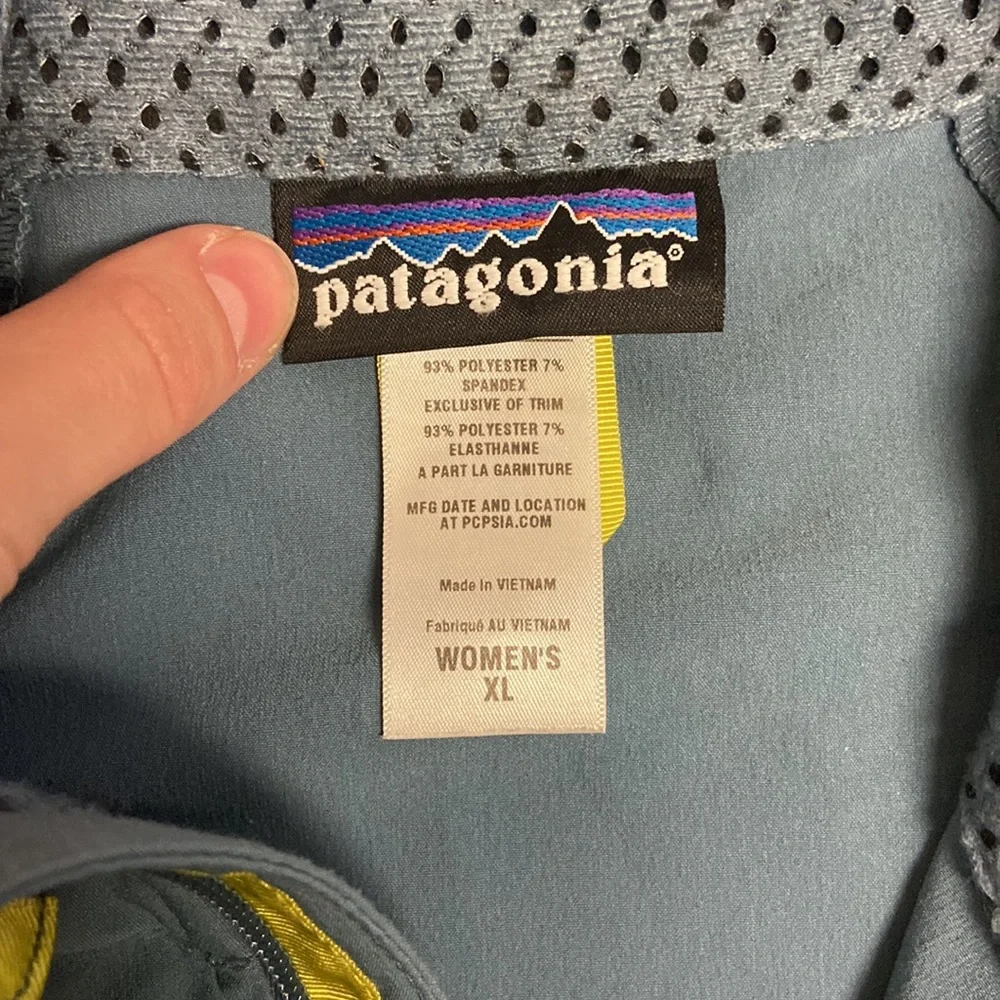 Patagonia Women Outdoor Zip Up Lightweight Shell Jacket Size XL Blue Lightweight